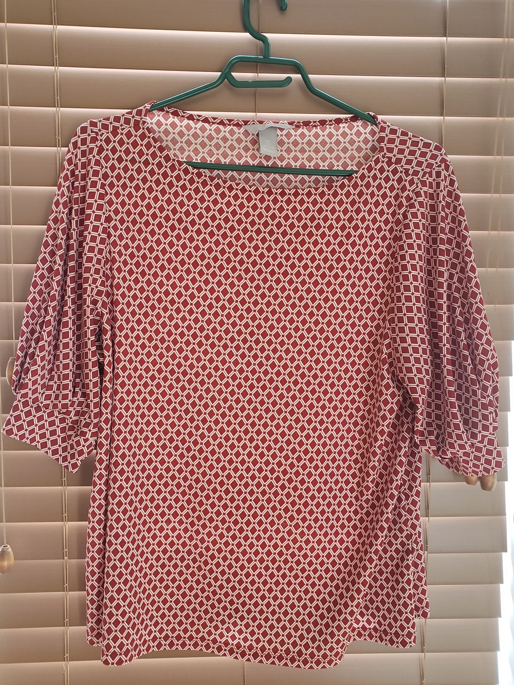 H&M Red Geometric Short Sleeve Women’s Blouse
